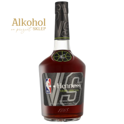 Markowy koniak w atrakcyjnej cenie idealny na prezent dla fanów koszykówki.