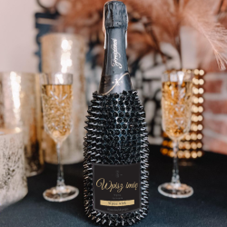 WINO MUSUJĄCE FREIXENET CAVA CORDON NEGRO Z KOLCAMI 0.75L