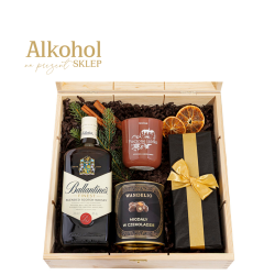 ZESTAW ŚWIĄTECZNY Z ŻYCZENIAMI - BALLANTINE'S